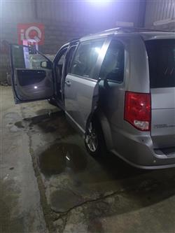 دودج جراند كارافان